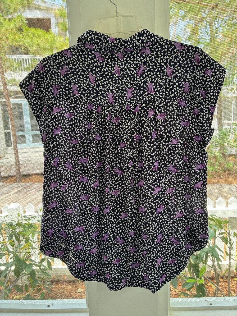 Philosophy Button-Front Top with Purple Floral Print - Picture 2 of 4